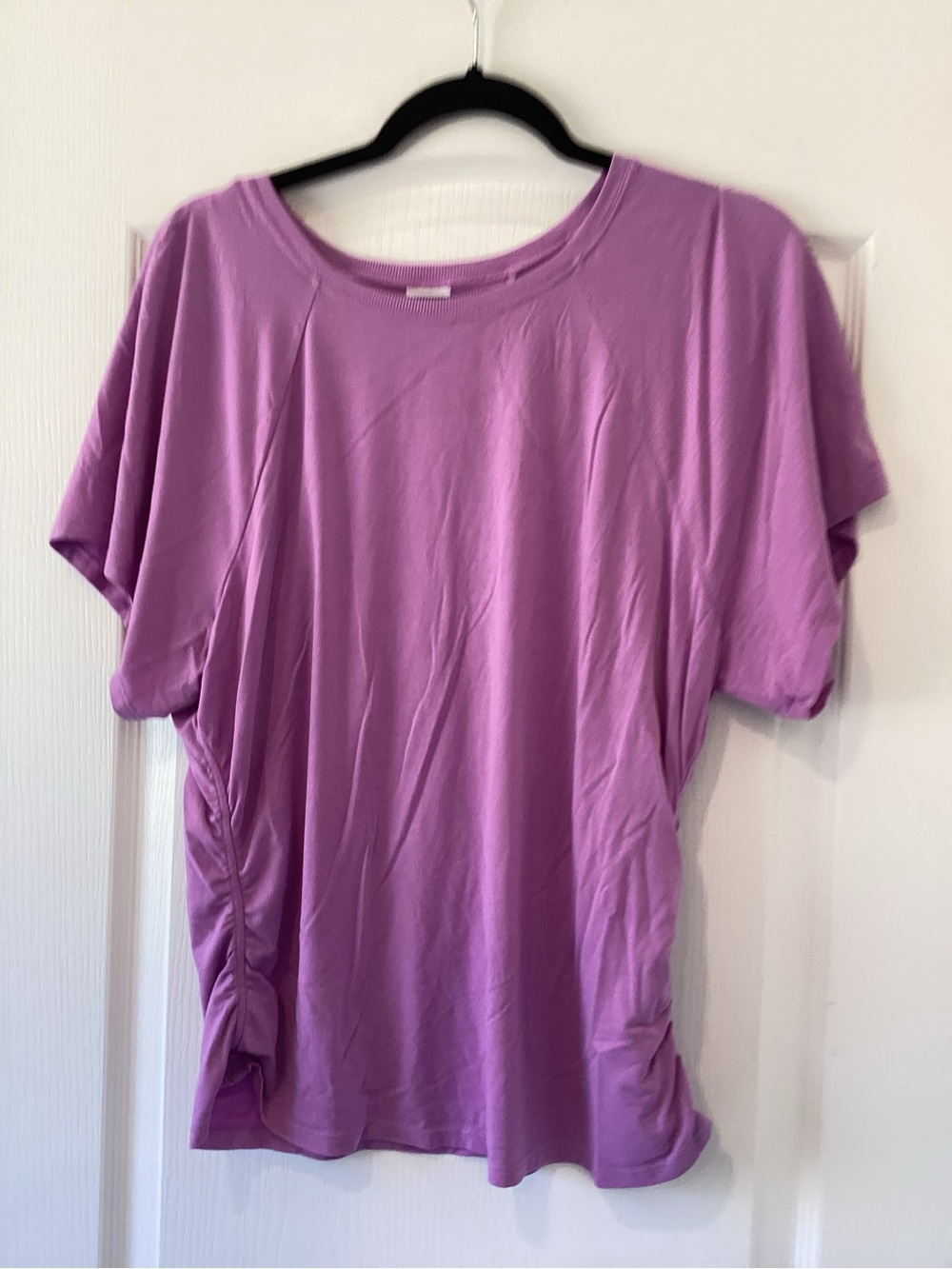 Athleta Lavender Relaxed Short Sleeve Tee with Side Ruching CL EUC